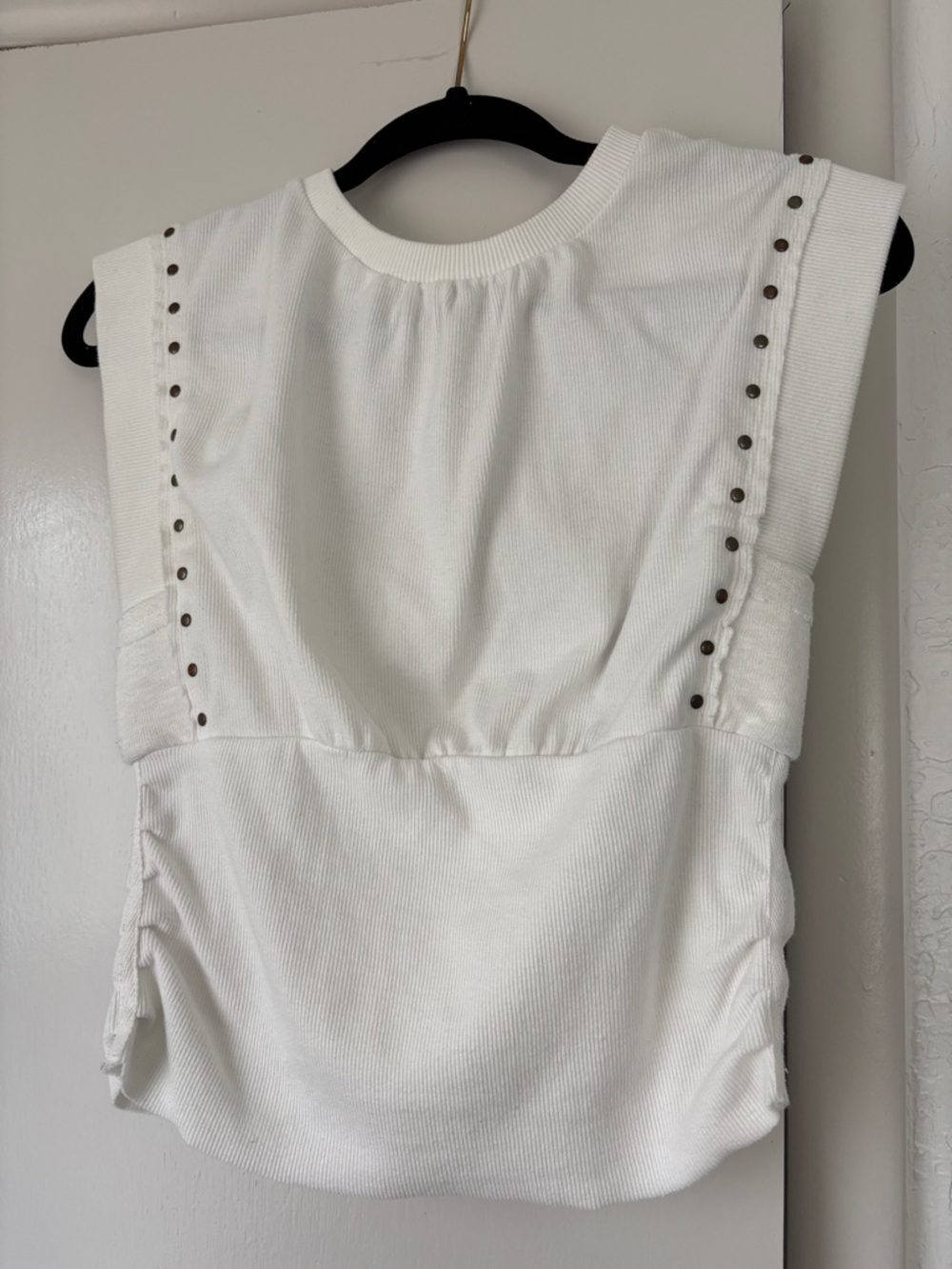 Gilded Intent White Ribbed Stud-Trim Sleeveless Tank